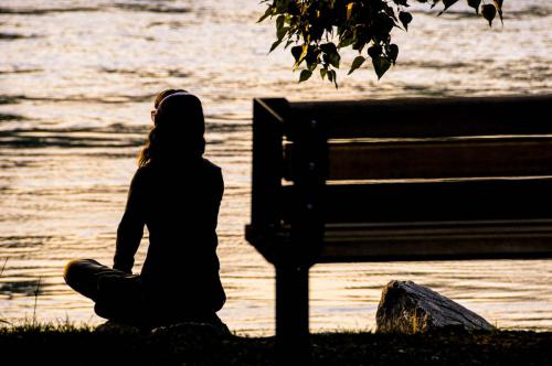 Mi történik bennünk csendben? – A meditáció idegrendszeri és érzelmi folyamatai egyszerűen